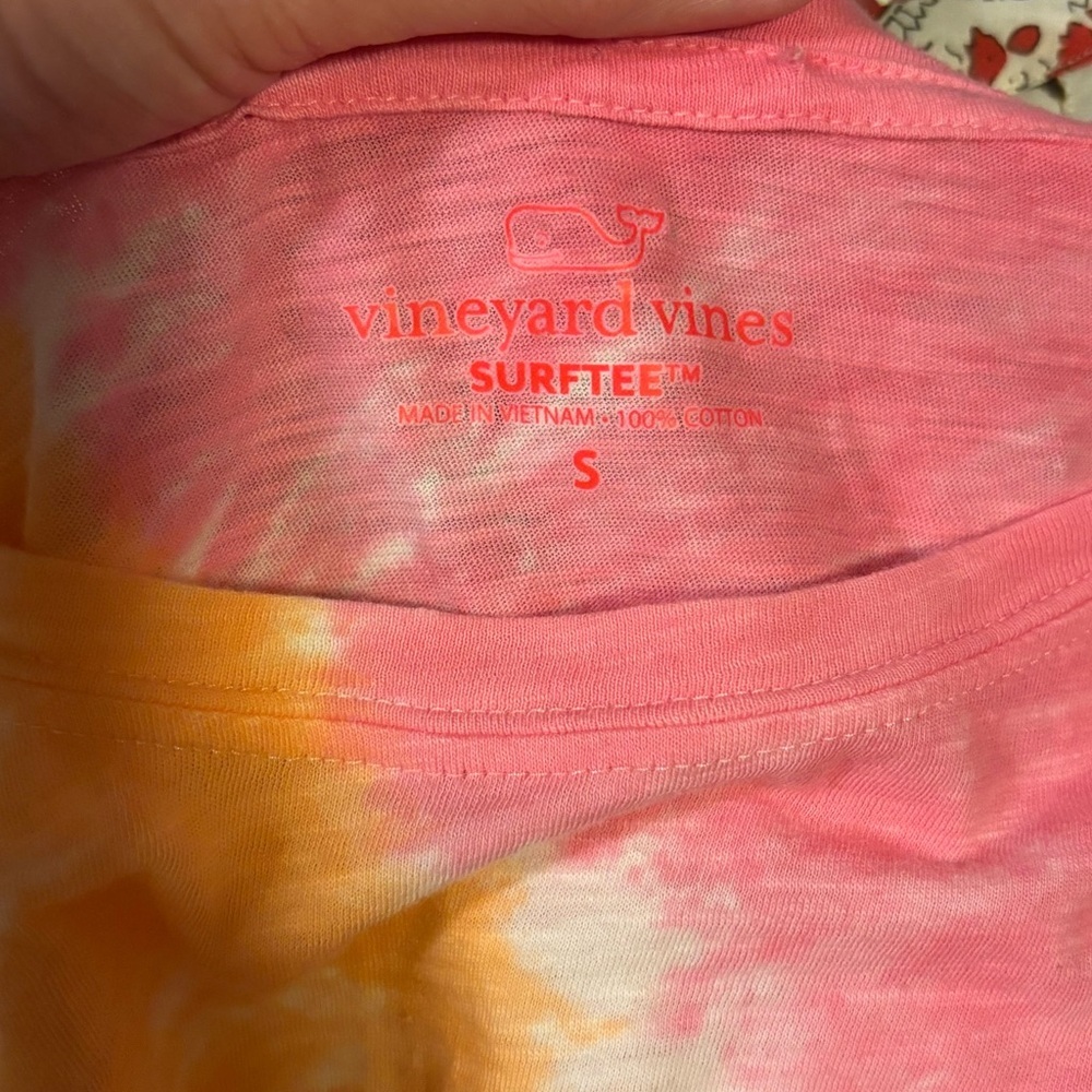 NWOT Vineyard Vines Tie Dye Surf T-Shirt sz S - Picture 3 of 5